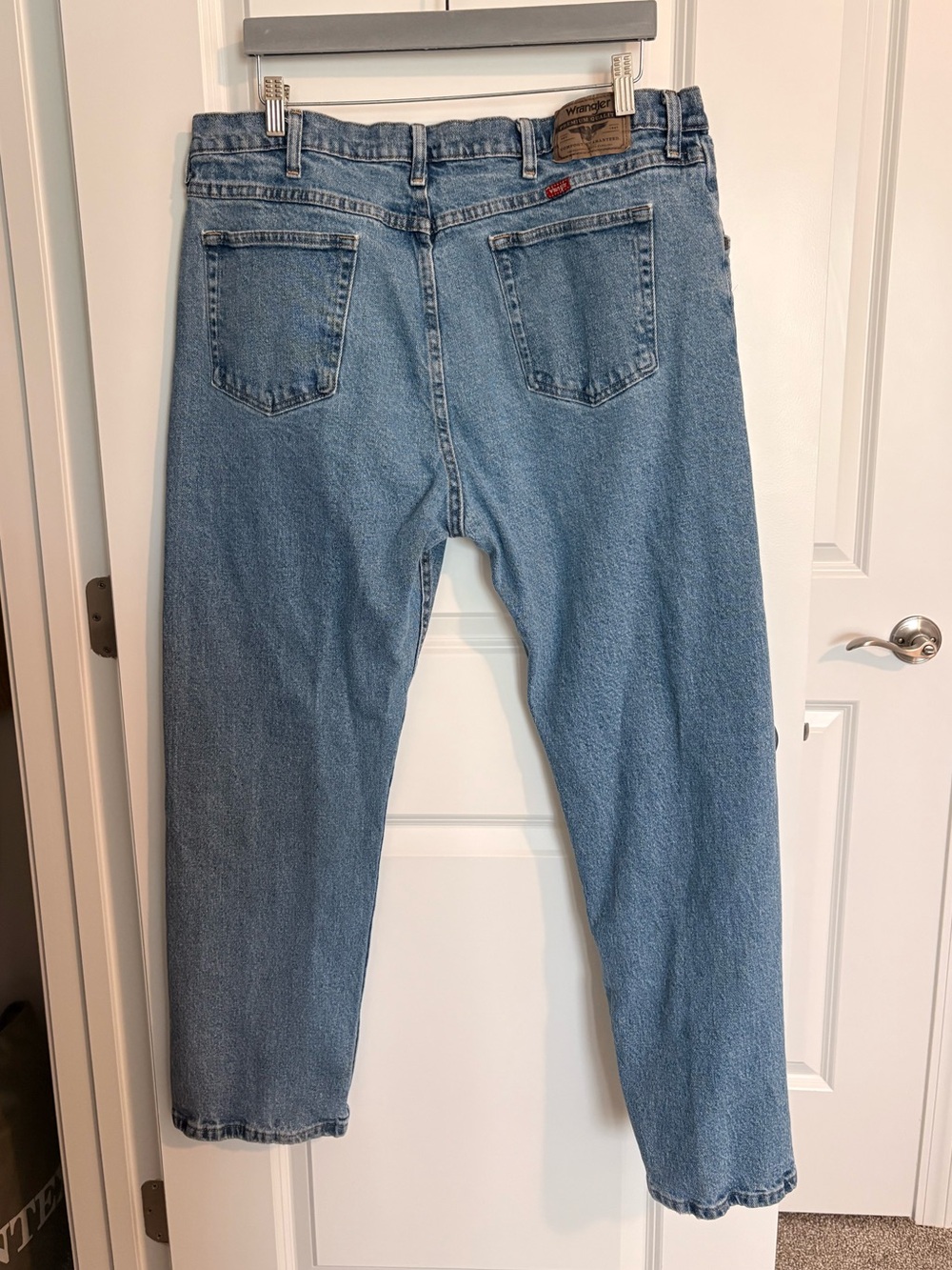 Wrangler Jeans: men’s size 40X30